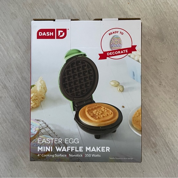 DASH Easter Egg Mini Waffle Maker - Picture 2 of 3